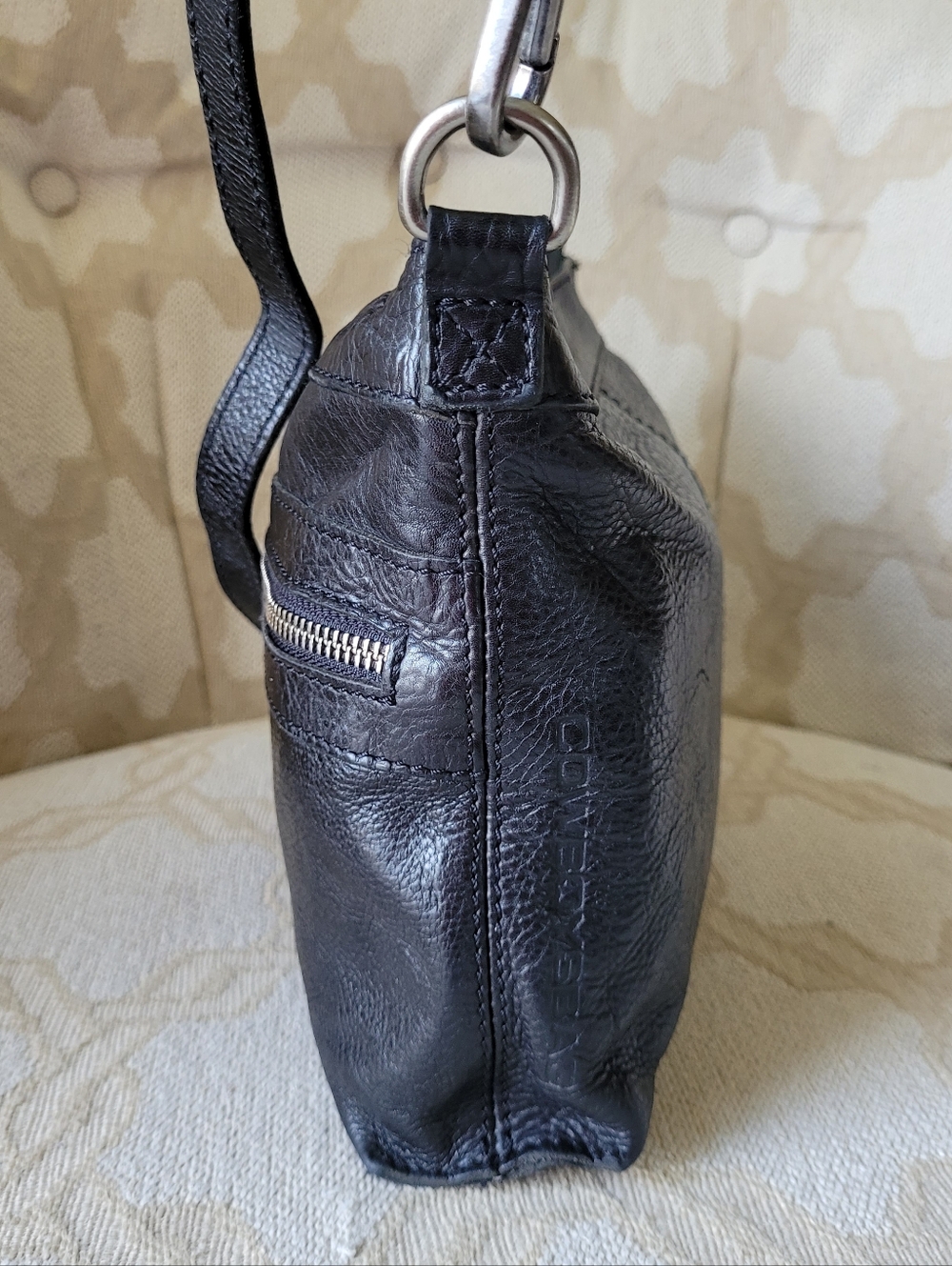 COWBOYSBAG LEATHER CROSSBODY BAG PURSE ADJUSTABLE ZIPPER BLACK SILVER - Picture 4 of 16
